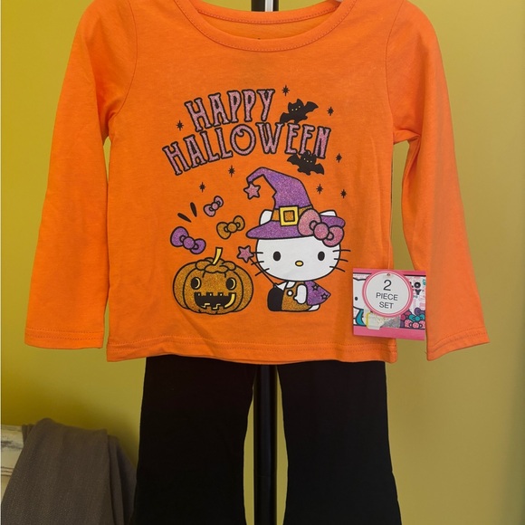 Hello Kitty Halloween Set - Orange and Black - Picture 1 of 2